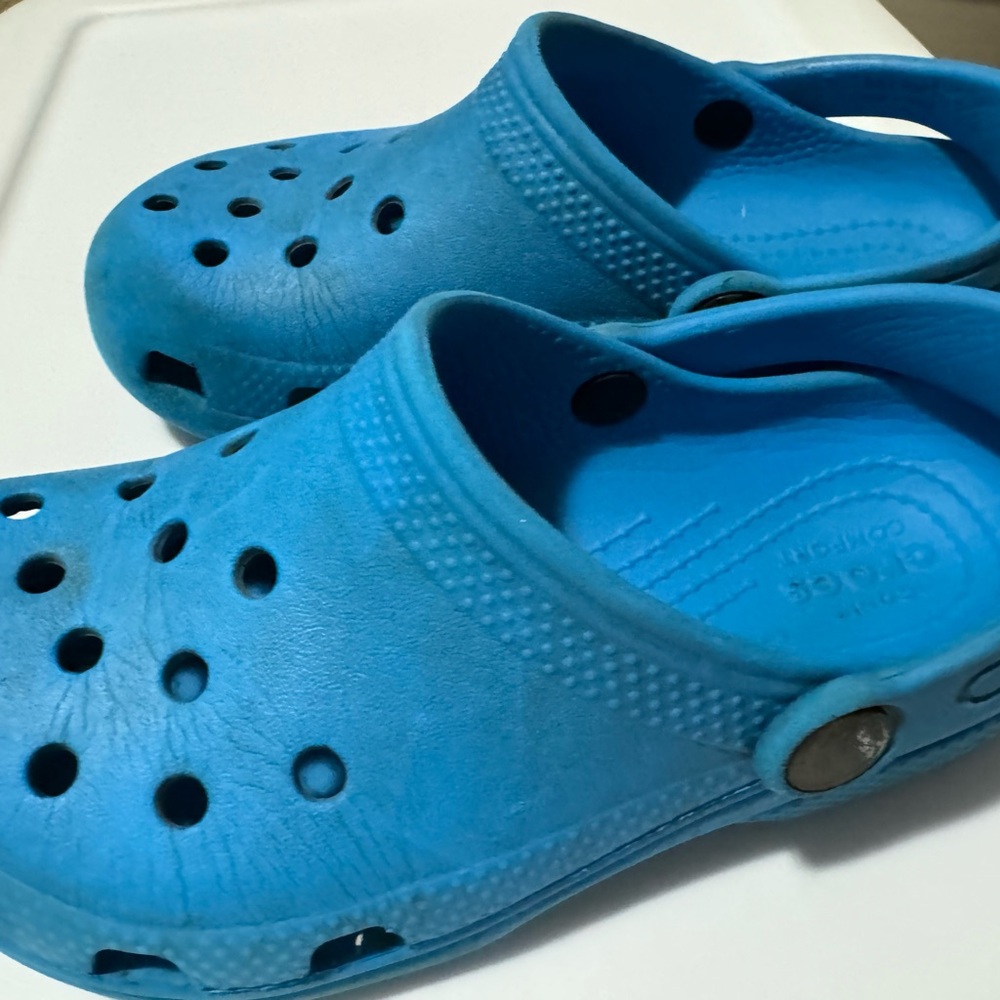 Crocs - Picture 3 of 5
